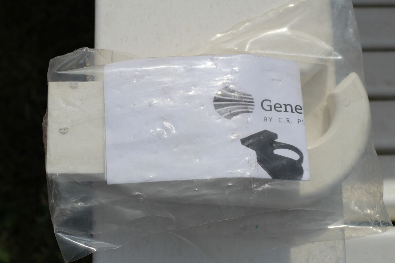 White recycled plastic chair component in packaging | Mobek